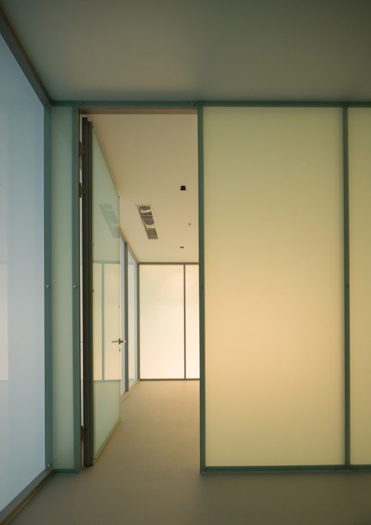 银杏空间 / Ginkgo, office interior in Beijing by GARDIN